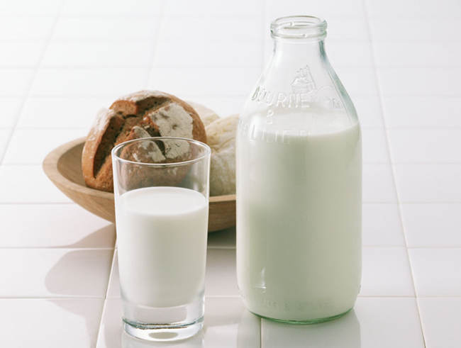 牛奶的营养价值,牛奶的功效与作用,什么时候喝最好