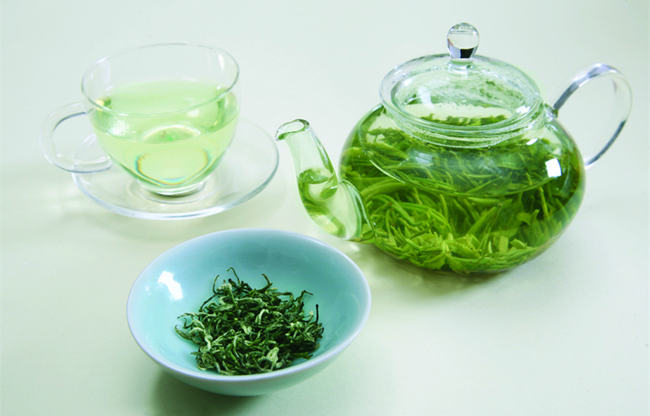 绿茶的功效与作用及冲泡方法,绿茶的分类及泡法