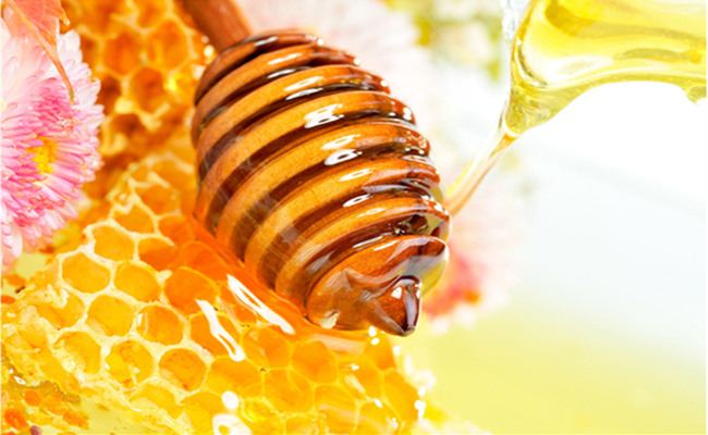 蜂胶的功效与作用及食用方法,副作用及吃法