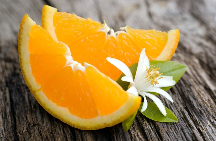 橙子的功效与作用,吃橙子的好处和坏处